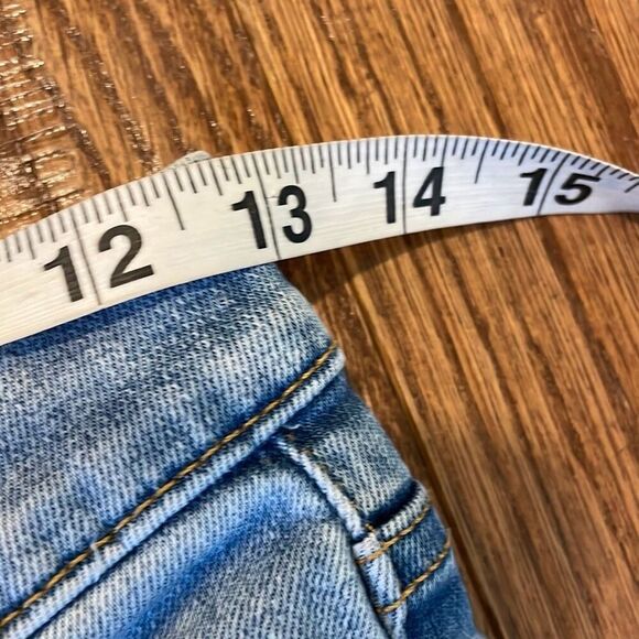 Hudson Barbara high rise straight jeans size 26 - Picture 7 of 13